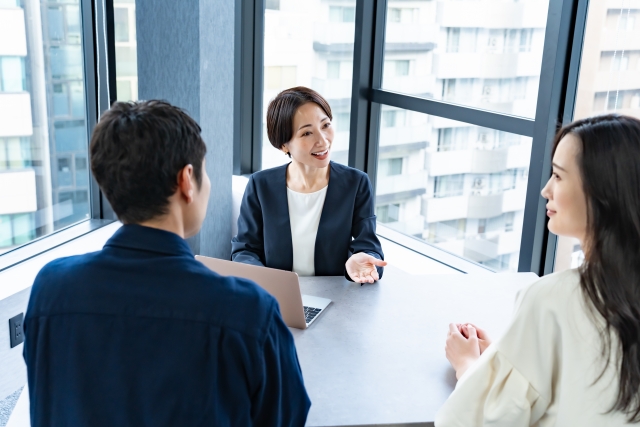 不動産会社に査定を依頼する